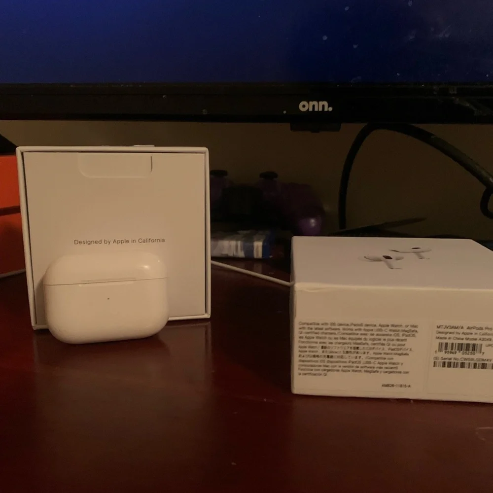 Apple AirPods Pro with Charging Case